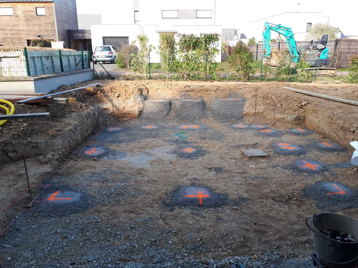 5-Creation-d-une-terrasse-Ipe-sur-plots-beton.jpg